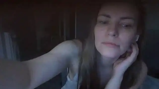 AnnaDiamond1 online show from June 2026 01:53:02 PM
