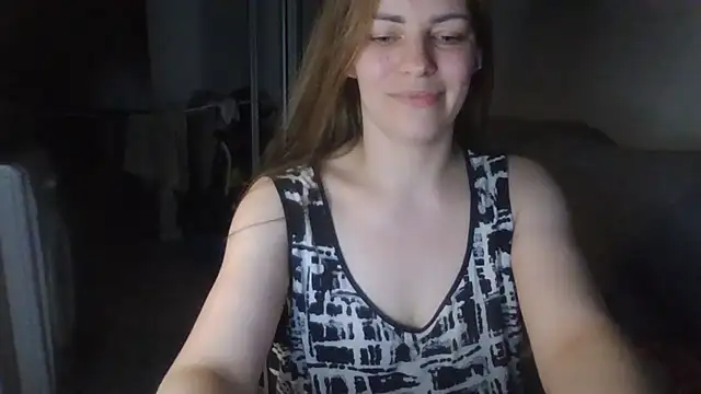 AnnaDiamond1 online show from June 2026 10:14:02 PM