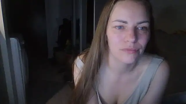 AnnaDiamond1 online show from June 2026 07:42:01 PM