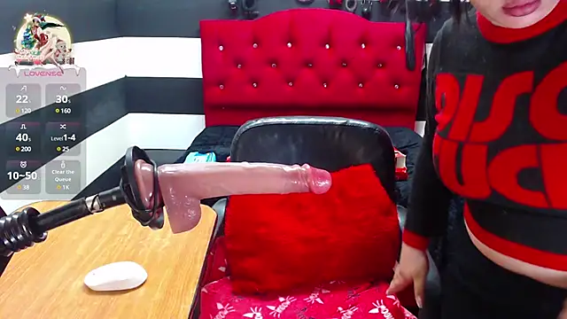 Snapshot of Marian_Ran chatting on December 2024 09:44:02 AM Marian Ran online show from December 2024 09:44:02 AM