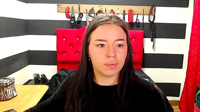 Snapshot of Marian_Ran chatting on January 2025 03:55:02 AM Marian Ran online show from January 2025 03:55:02 AM