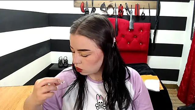 Snapshot of Marian_Ran chatting on January 2025 03:01:02 AM Marian Ran online show from January 2025 03:01:02 AM