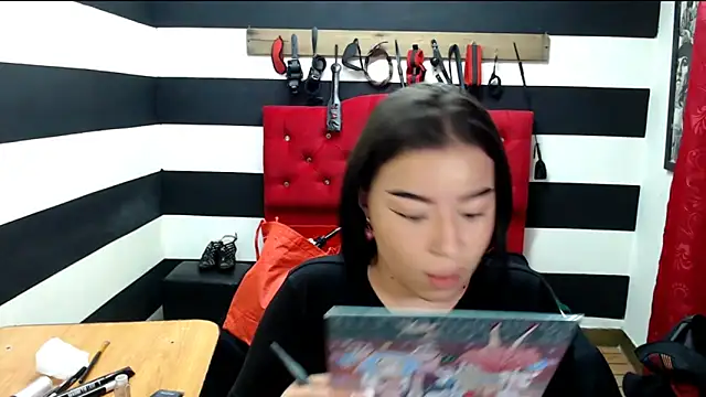 Snapshot of Marian_Ran chatting on February 2025 03:08:02 AM Marian Ran online show from February 2025 03:08:02 AM