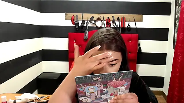 Snapshot of Marian_Ran chatting on February 2025 03:00:02 AM Marian Ran online show from February 2025 03:00:02 AM