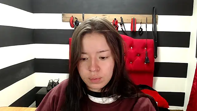 Snapshot of Marian_Ran chatting on March 2025 04:07:01 AM Marian Ran online show from March 2025 04:07:01 AM