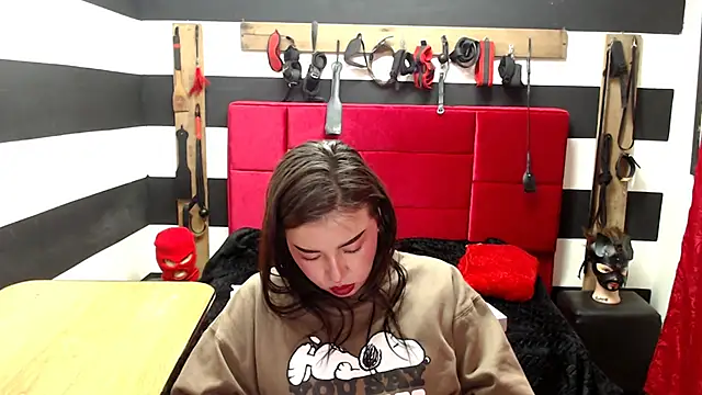 Snapshot of Marian_Ran chatting on March 2025 10:29:01 AM Marian Ran online show from March 2025 10:29:01 AM