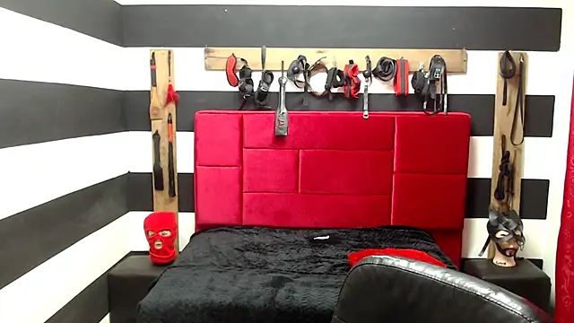 Snapshot of Marian_Ran chatting on March 2025 05:34:01 AM Marian Ran online show from March 2025 05:34:01 AM