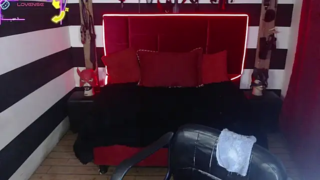 Snapshot of Marian_Ran chatting on September 2025 03:10:02 AM Marian Ran online show from September 2025 03:10:02 AM