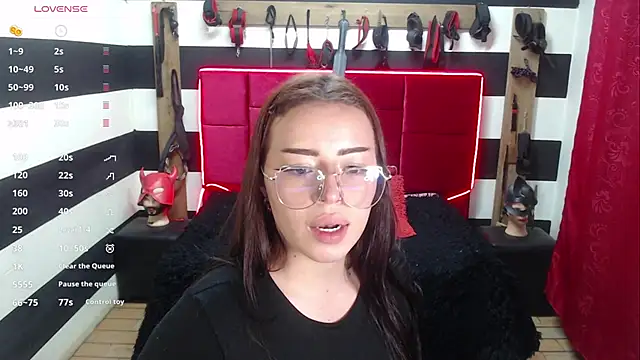 Snapshot of Marian_Ran chatting on October 2025 03:51:02 AM Marian Ran online show from October 2025 03:51:02 AM