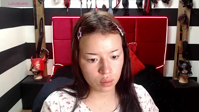 Snapshot of Marian_Ran chatting on October 2025 04:57:02 AM Marian Ran online show from October 2025 04:57:02 AM