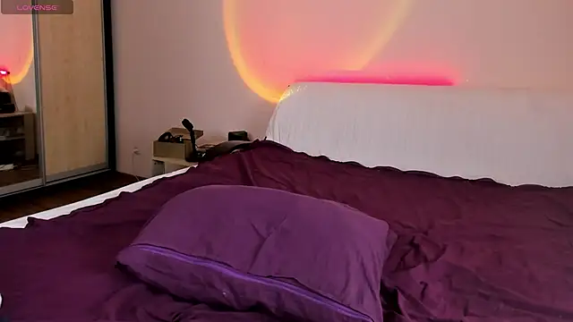 Snapshot of May_Flower chatting on March 2025 10:41:02 AM May Flower online show from March 2025 10:41:02 AM