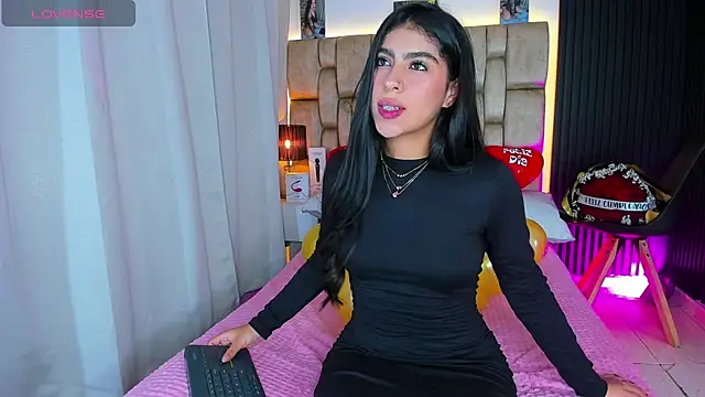 little sophie18 online show from March 2026 08:26:01 PM