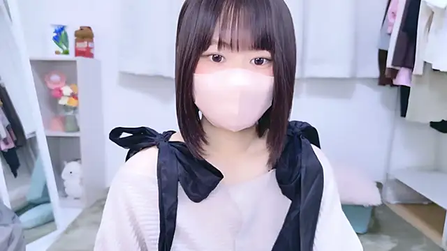 Snapshot of Im_Yu-na chatting on October 2025 01:13:02 AM Im Yu-na online show from October 2025 01:13:02 AM