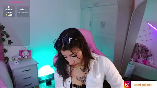 Snapshot of cami_mila9 chatting on December 2024 07:51:02 AM cami mila9 online show from December 2024 07:51:02 AM