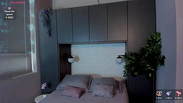 Ian Daviz online show from January 2025 09:13:01 PM