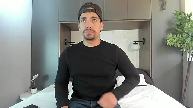 Ian Daviz online show from March 2025 08:00:01 PM