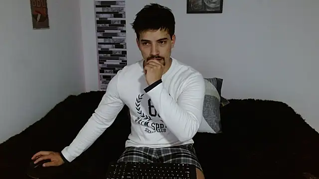 Snapshot of Ian_Daviz chatting on December 2025 07:20:02 PM Ian Daviz online show from December 2025 07:20:02 PM