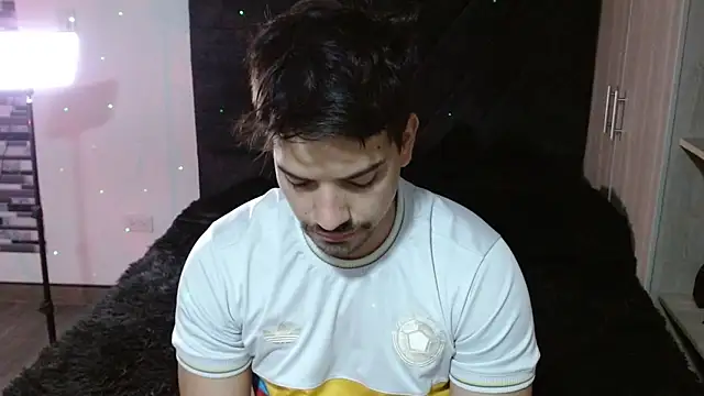 Snapshot of Ian_Daviz chatting on March 2026 09:11:02 AM Ian Daviz online show from March 2026 09:11:02 AM