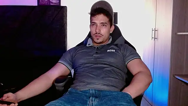 Snapshot of Ian_Daviz chatting on April 2026 01:06:01 AM Ian Daviz online show from April 2026 01:06:01 AM