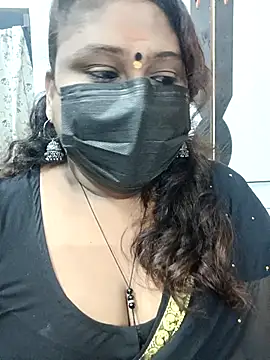 Snapshot of simran21 chatting on November 2025 03:52:02 PM simran21 online show from November 2025 03:52:02 PM