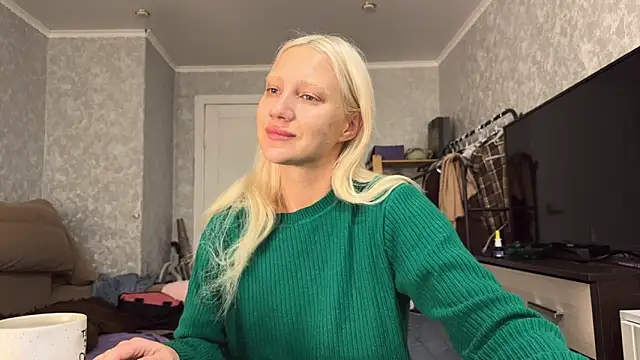 Snapshot of AnneBall chatting on May 2026 06:07:01 AM AnneBall online show from May 2026 06:07:01 AM