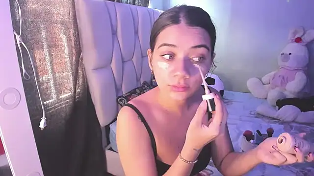 KittyKlum online show from October 2025 04:39:02 PM