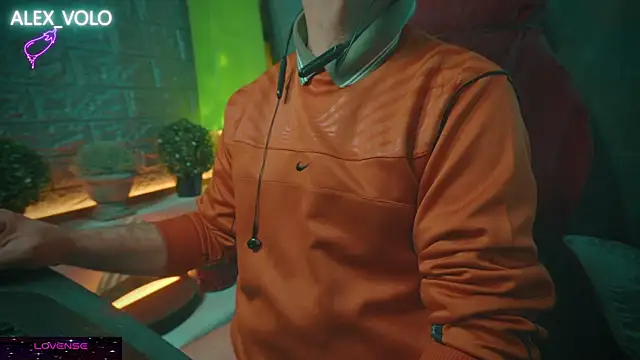 alex-volo online show from January 2025 02:18:02 AM