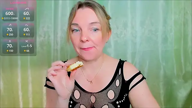 Snapshot of Regina__blue chatting on February 2025 02:59:02 PM Regina blue online show from February 2025 02:59:02 PM