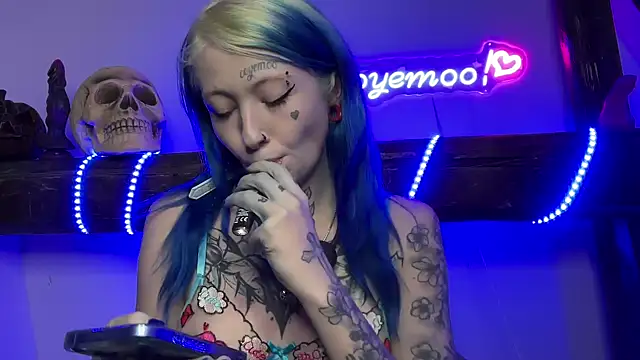 coyemoo online show from January 2025 01:31:02 PM