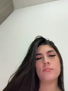 Amy-Saenz online show from June 2026 04:57:01 AM
