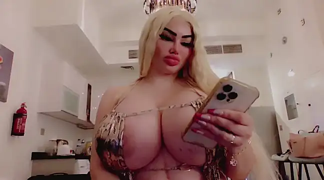 Snapshot of bibibugatti chatting on February 2025 05:07:01 PM bibibugatti online show from February 2025 05:07:01 PM