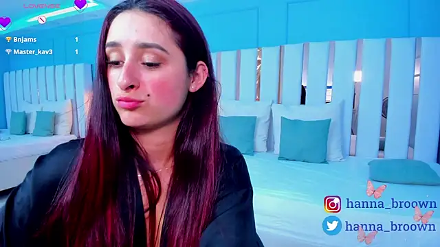 Snapshot of hannaa_brown chatting on December 2024 08:00:01 PM hannaa brown online show from December 2024 08:00:01 PM