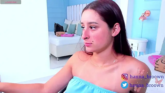 Snapshot of hannaa_brown chatting on December 2024 05:04:02 PM hannaa brown online show from December 2024 05:04:02 PM