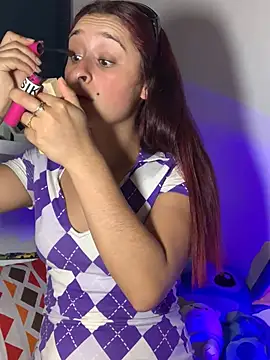 Snapshot of hannaa_brown chatting on January 2025 01:42:02 AM hannaa brown online show from January 2025 01:42:02 AM