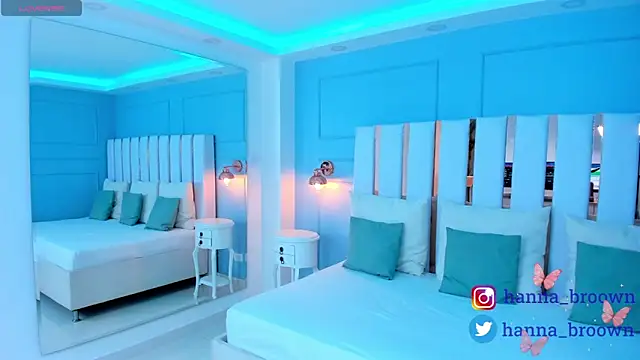 Snapshot of hannaa_brown chatting on January 2025 05:21:02 PM hannaa brown online show from January 2025 05:21:02 PM