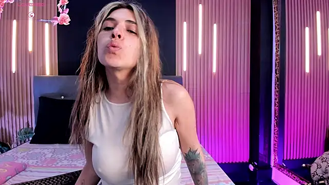 EvaaLovia1 online show from July 2026 01:13:01 PM