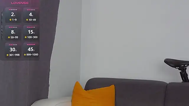 Snapshot of Nobodyforever chatting on February 2025 10:21:01 PM Nobodyforever online show from February 2025 10:21:01 PM