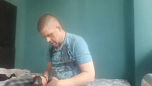YouWantMe666 online show from May 2026 08:10:01 AM