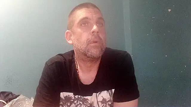 YouWantMe666 online show from May 2026 07:11:02 PM