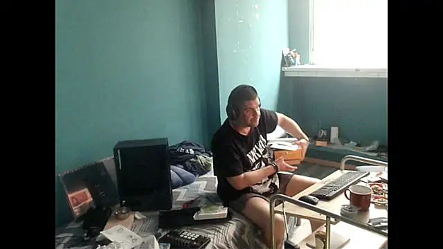 YouWantMe666 online show from June 2026 06:02:01 AM