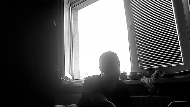 YouWantMe666 online show from June 2026 05:28:01 AM