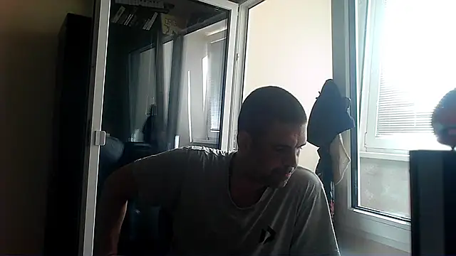 YouWantMe666 online show from July 2026 02:13:01 PM