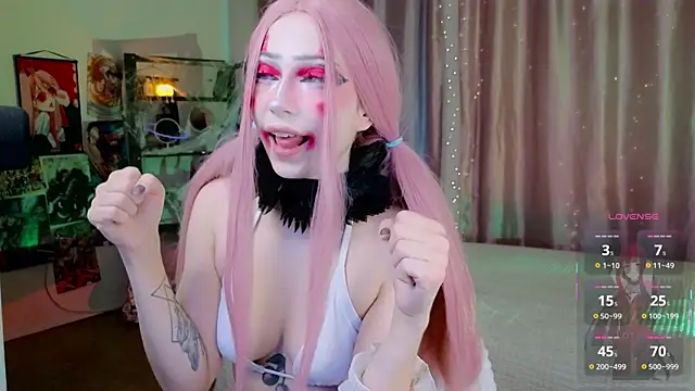 Carolina Leep online show from November 2025 02:39:02 PM