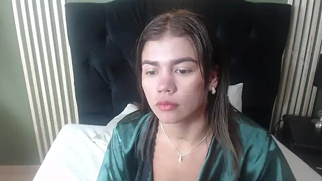 Snapshot of Gissel_Angel chatting on January 2025 11:26:01 PM Gissel Angel online show from January 2025 11:26:01 PM