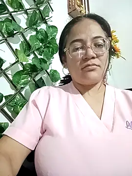 skarleth001 online show from September 2025 01:22:02 AM