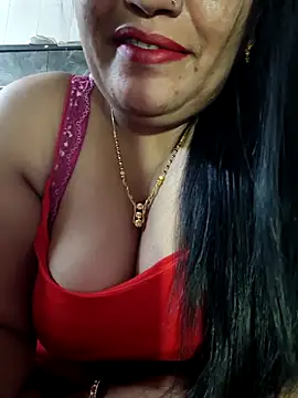 Snapshot of sneha_rose chatting on February 2026 05:05:02 PM sneha rose online show from February 2026 05:05:02 PM