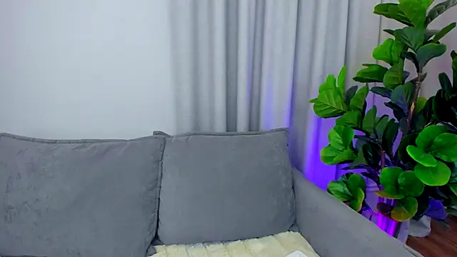 sexyangeloux online show from September 2025 09:05:02 PM