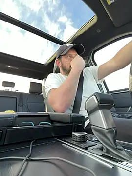 Snapshot of boytoyfrindles chatting on February 2026 11:08:01 PM boytoyfrindles online show from February 2026 11:08:01 PM