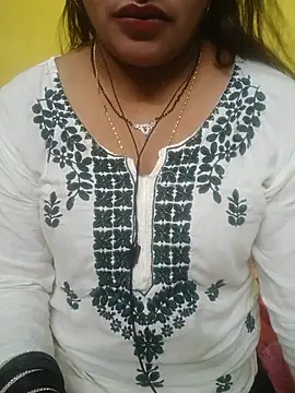 Sexyranibhabhi online show from June 2026 03:43:01 PM