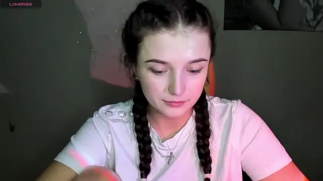 EvaaMillerr99 online show from December 2024 08:30:01 AM